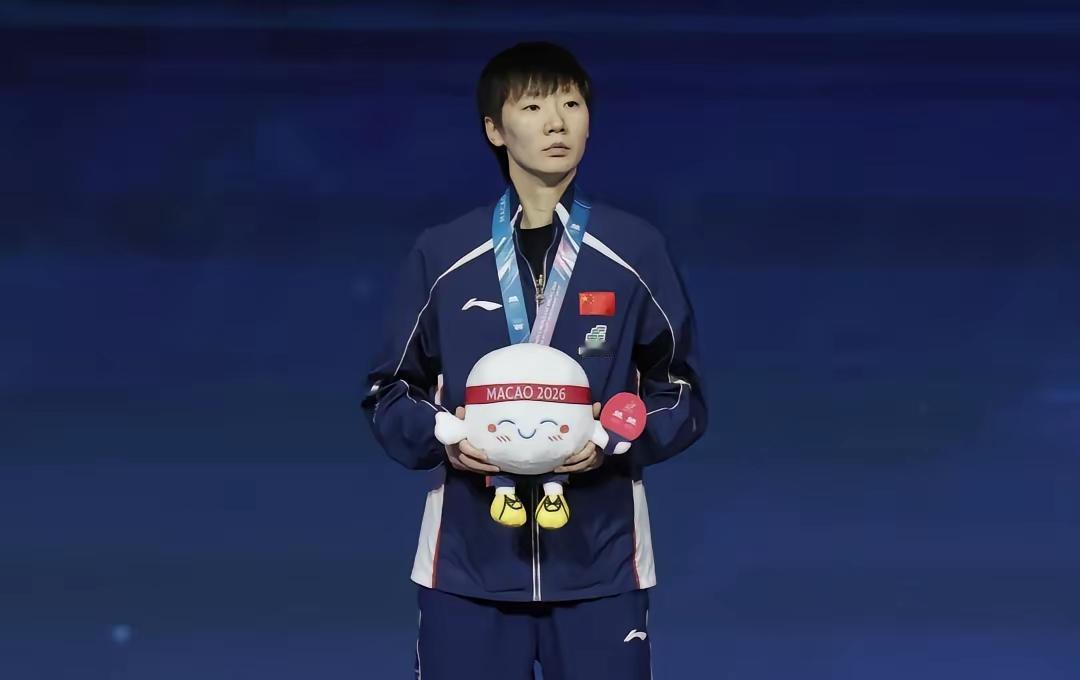 个别网友，你们这样说，不是维护曼昱，是在给曼昱招黑！
曼昱1:4不敌莎莎，又一次