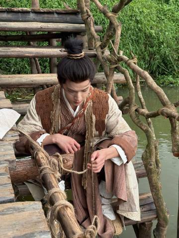 李昀锐发了一段言文字李昀锐这是一段言文字这篇言文字是李昀锐写给角色的独白，在岭南