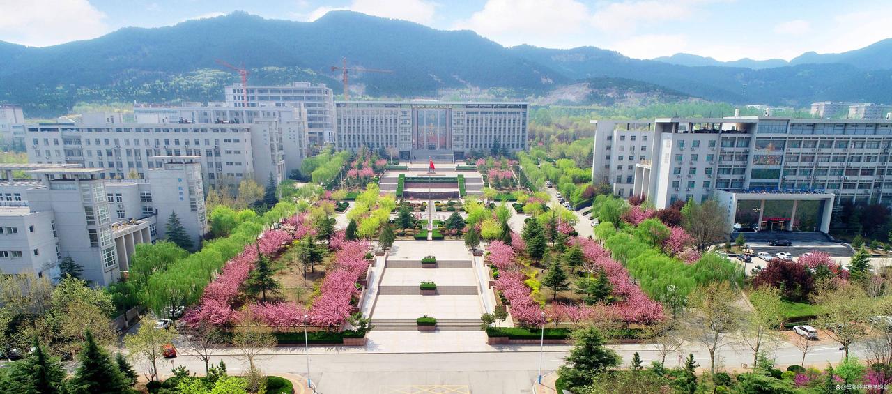 不只是技能培训，更是国家的未来：揭秘‘双高’职业教育新战略”

第二期“双高建设