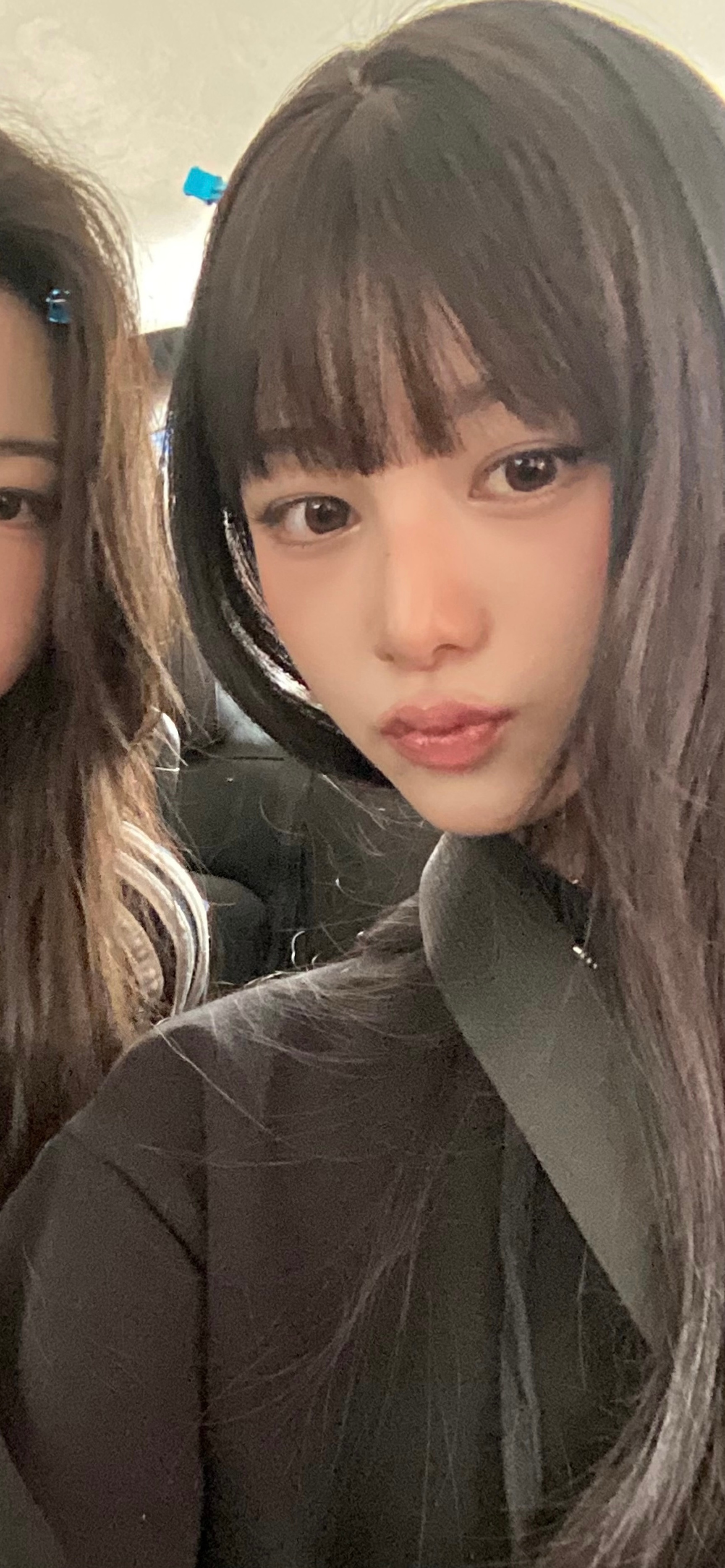 此女黑发真的完全女神吧，， 