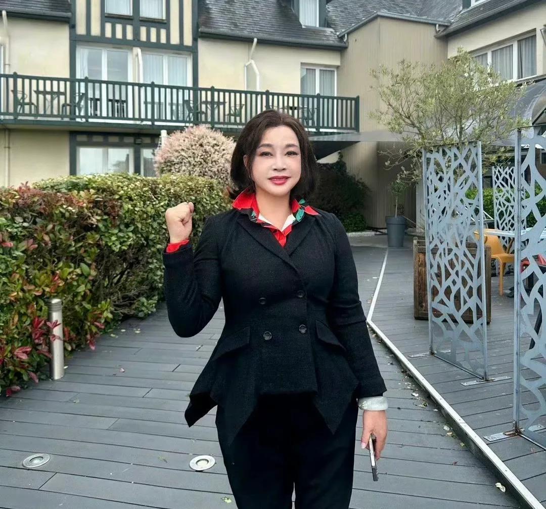 刘晓庆让男友删除吓人视频？
最近，网络上流传着一段关于刘晓庆与其地下男友的音频和