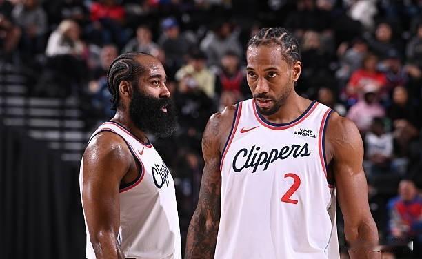 这不是恶心人吗？
全明星快船作为主场东道主颗粒无收！
但是但是冷静下来绝非偶然，