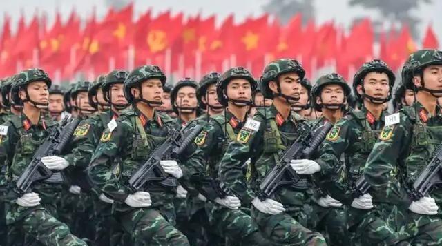 看完九三阅兵，你以为最难受的是日本人还是美国人？错了，被这场阅兵伤得最深、最绝望