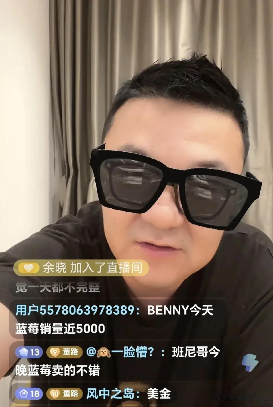 格局！吃水不忘挖井人！星辉青训在这一点上，貌似恐怕要甩董路七条街了[强]

近日