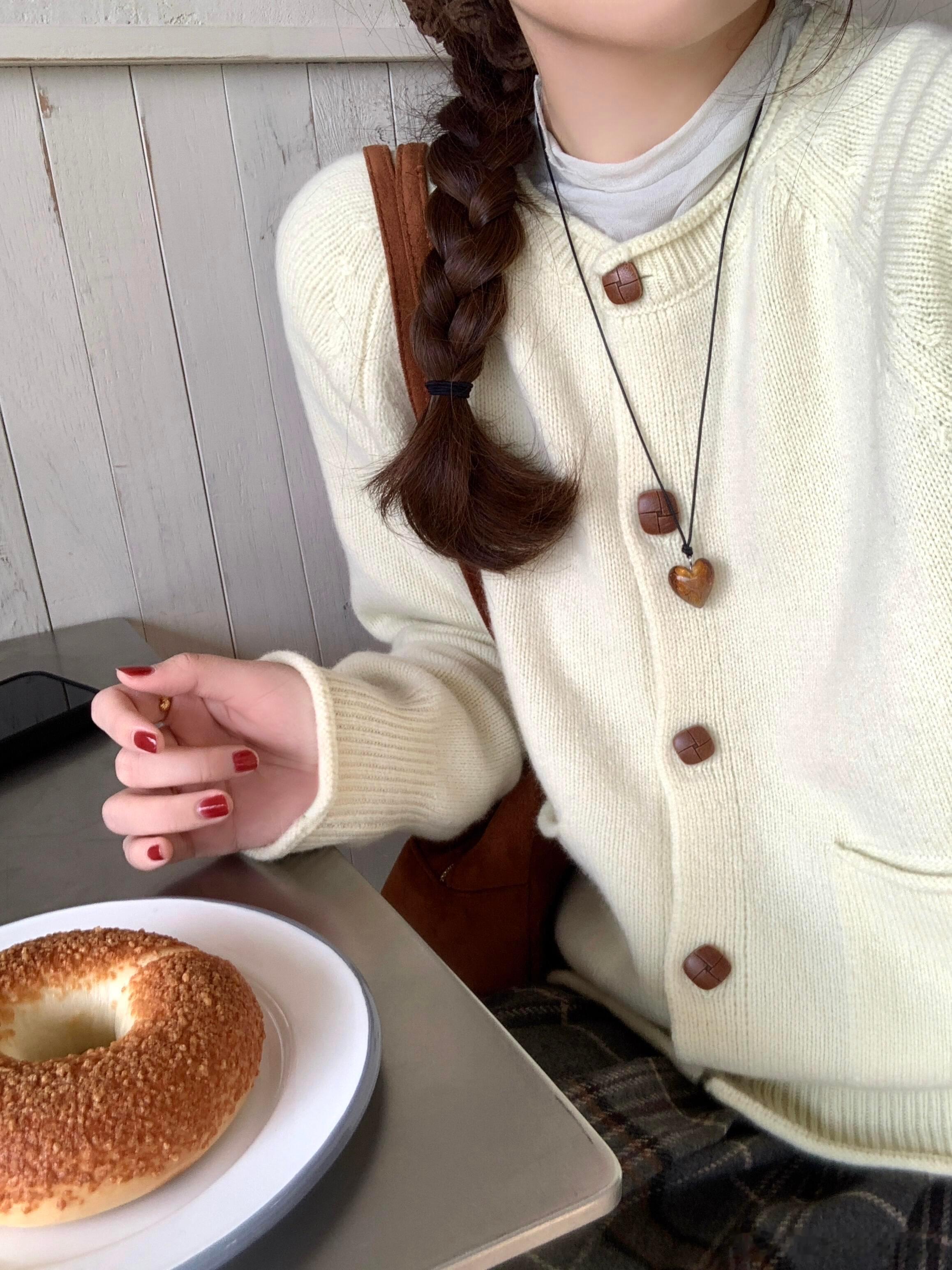 洞门永存！Crocs暖棉鞋承包我整个冬天谁懂～Crocs的冬日洞洞鞋直接把可爱与