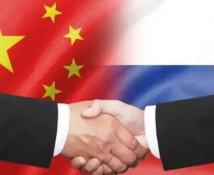 乌克兰和欧洲国家直到现在可能才看明白，原来俄罗斯背后站着的真不是中国，要是中国真