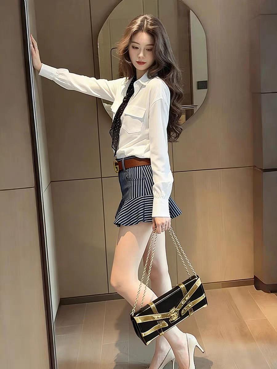 如何穿搭才能展现气质和高贵?