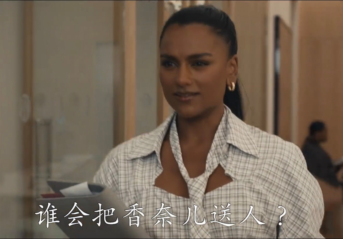 穿普拉达的女王2新预告  已经出现好几金句了 