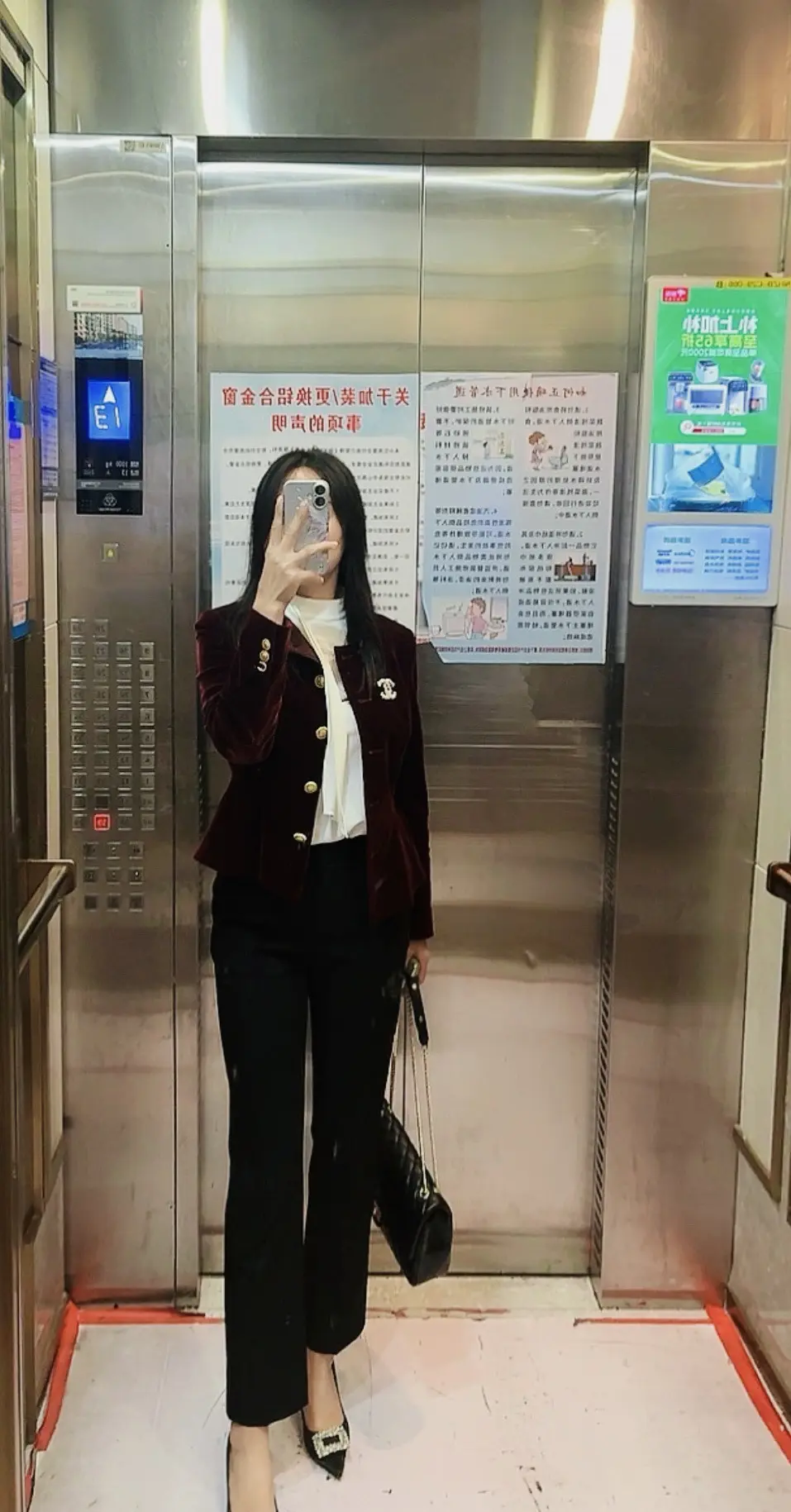 我的强大来自于别人的诋毁和打击中，我的脆弱来自于心中充满爱，却从无人关心与疼爱