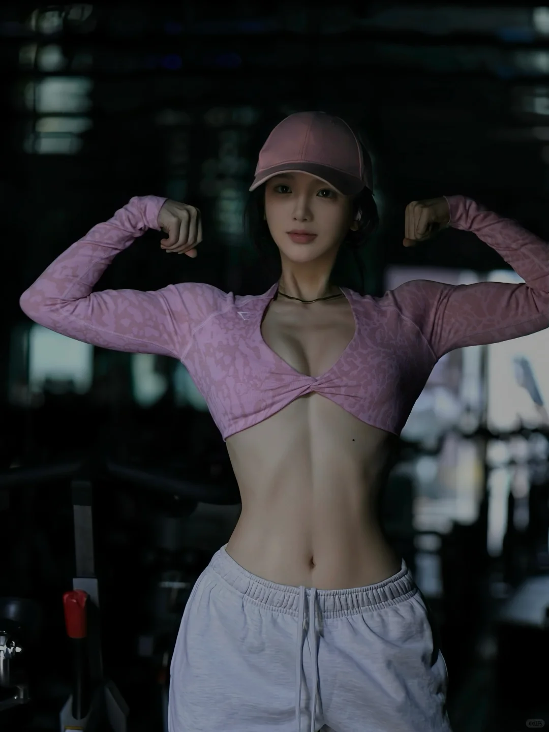 gymshark PINK TOP💞粉色扭结上身