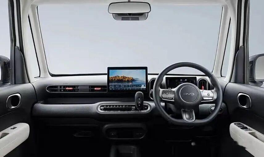 比亚迪 Racco 小车真的好好看，希望能在国内市场也上市，我报名一台。 