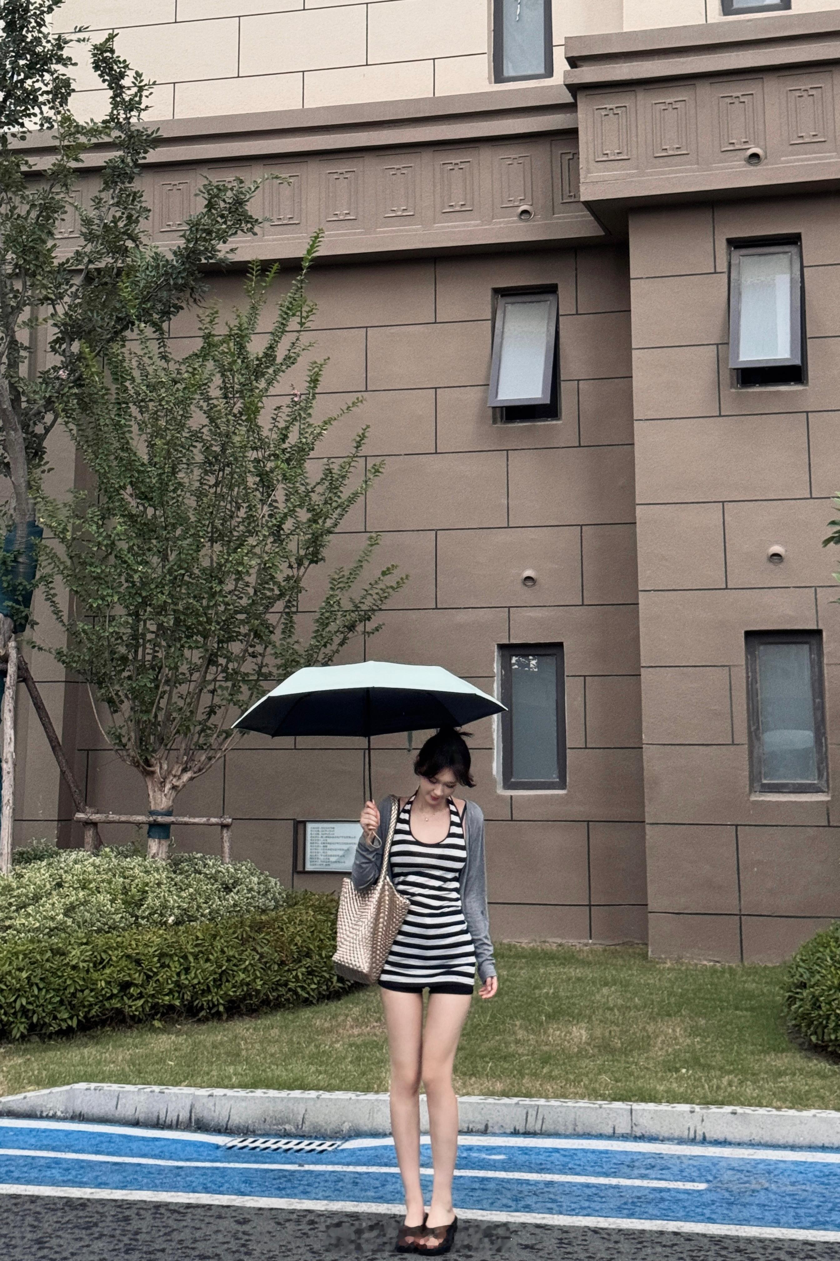 🌧️ ​​​