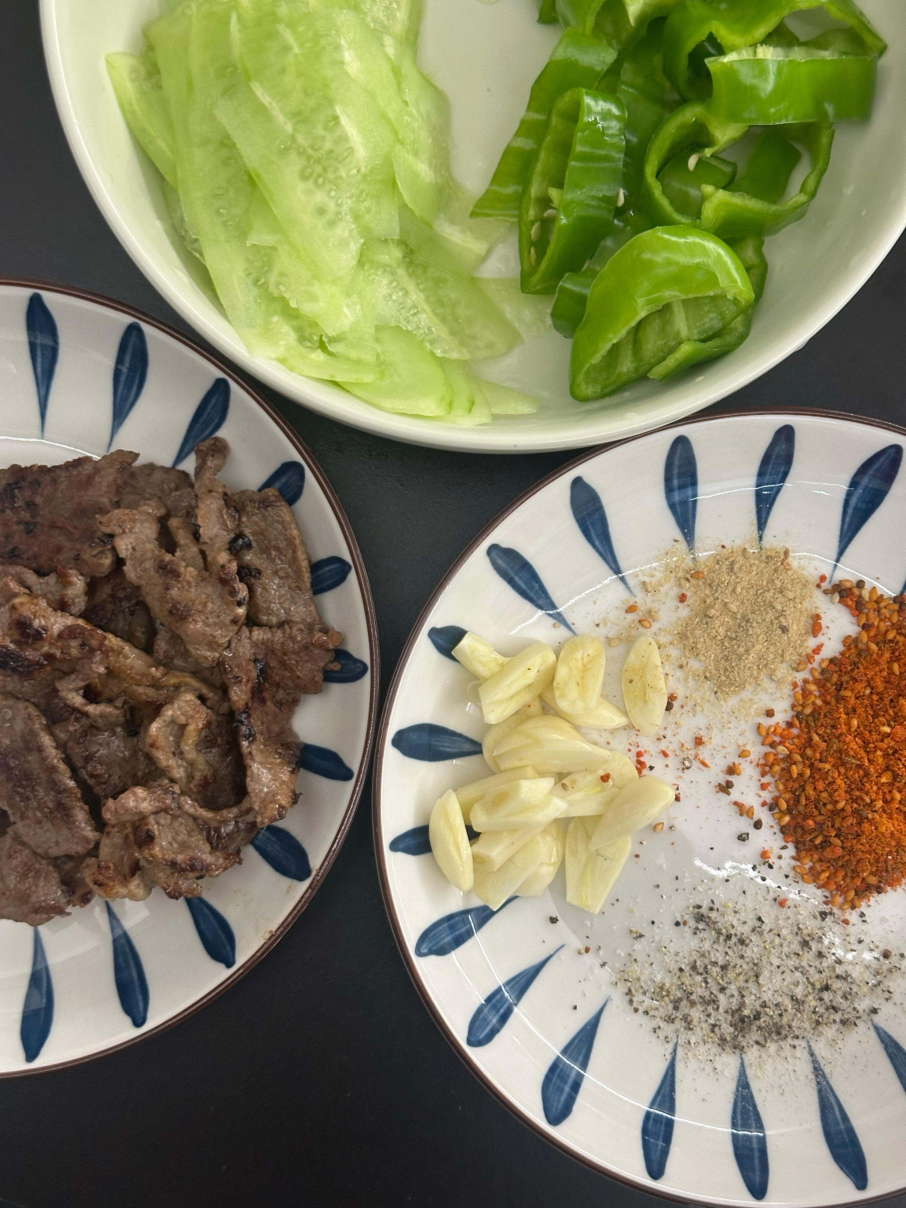 十一回家第一口十一寻味记我的美食日记 明天要上班了……今天在家再吃一顿减脂餐，明