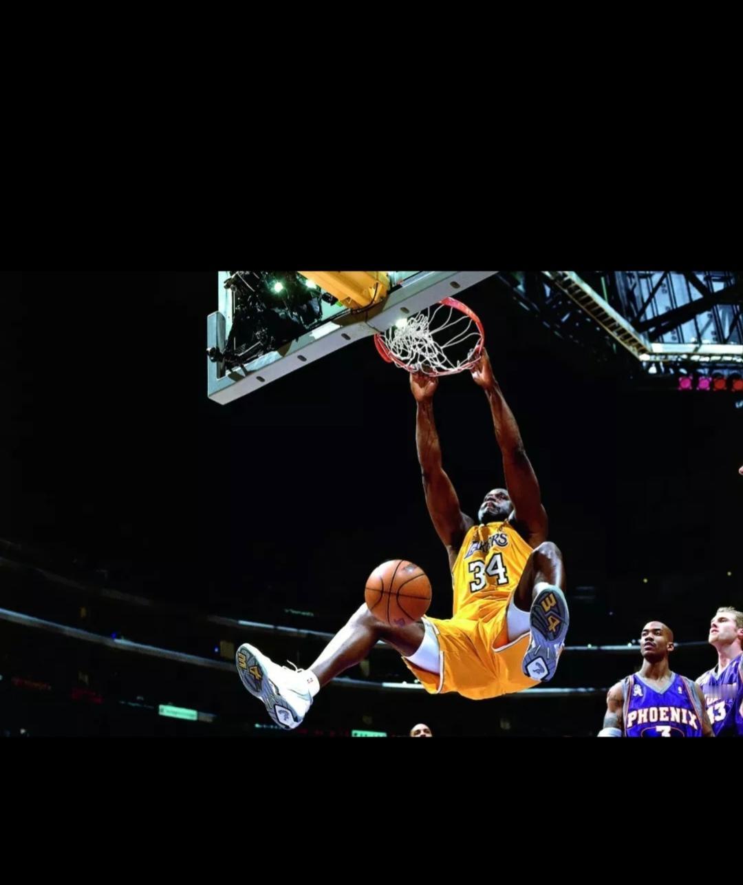 奥尼尔为湖人带来了三连冠，然后被交易了，咋传承的[抠鼻]