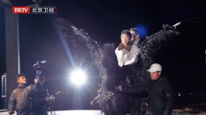 骑马的不一定是王子也可能是大胖媳妇离谱又好笑！谁说黑马王子得是偶像剧男主？大胖媳