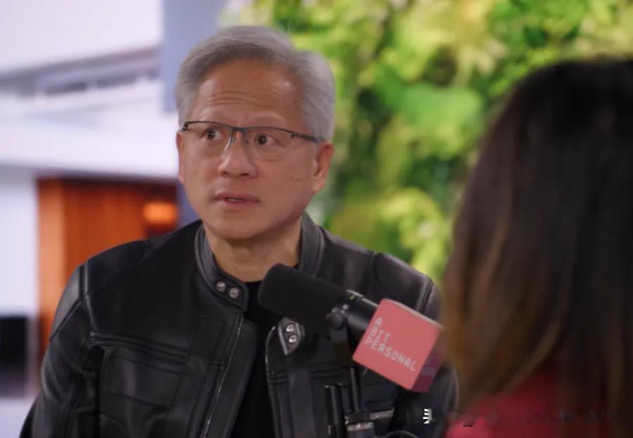 刷到黄仁勋那段话，没有什么鸡汤式的共鸣，只有一个中年男人最实在的体感。
 
到了