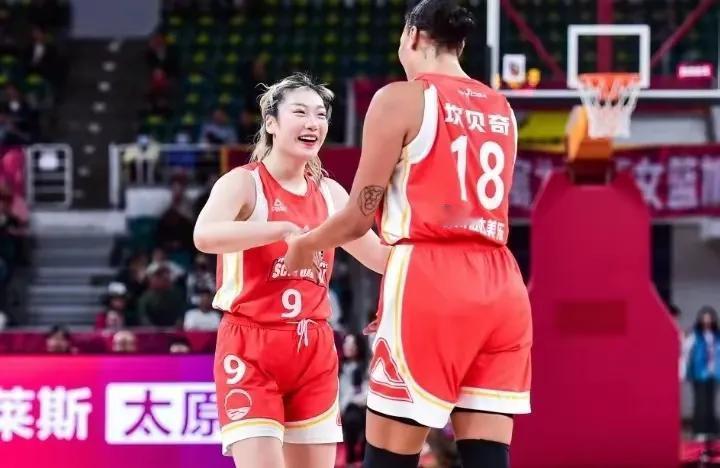 四川获得WCBA总冠军，发现5个没想到：
1.没想到坎贝奇独得38分，几乎占全队