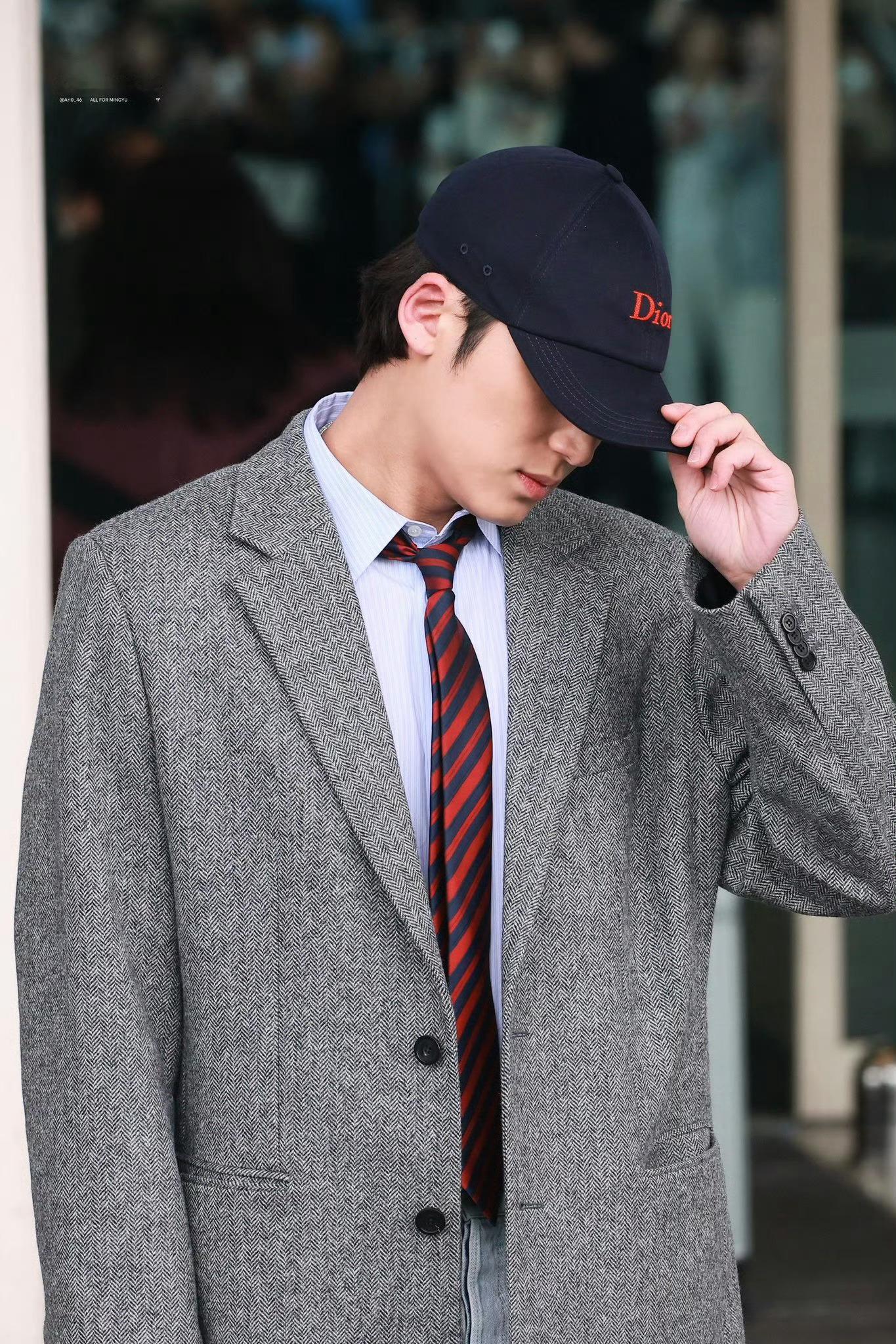 金珉奎✖️Dior 2026秋冬男装大秀出发 ✈️巴黎男装周男装周