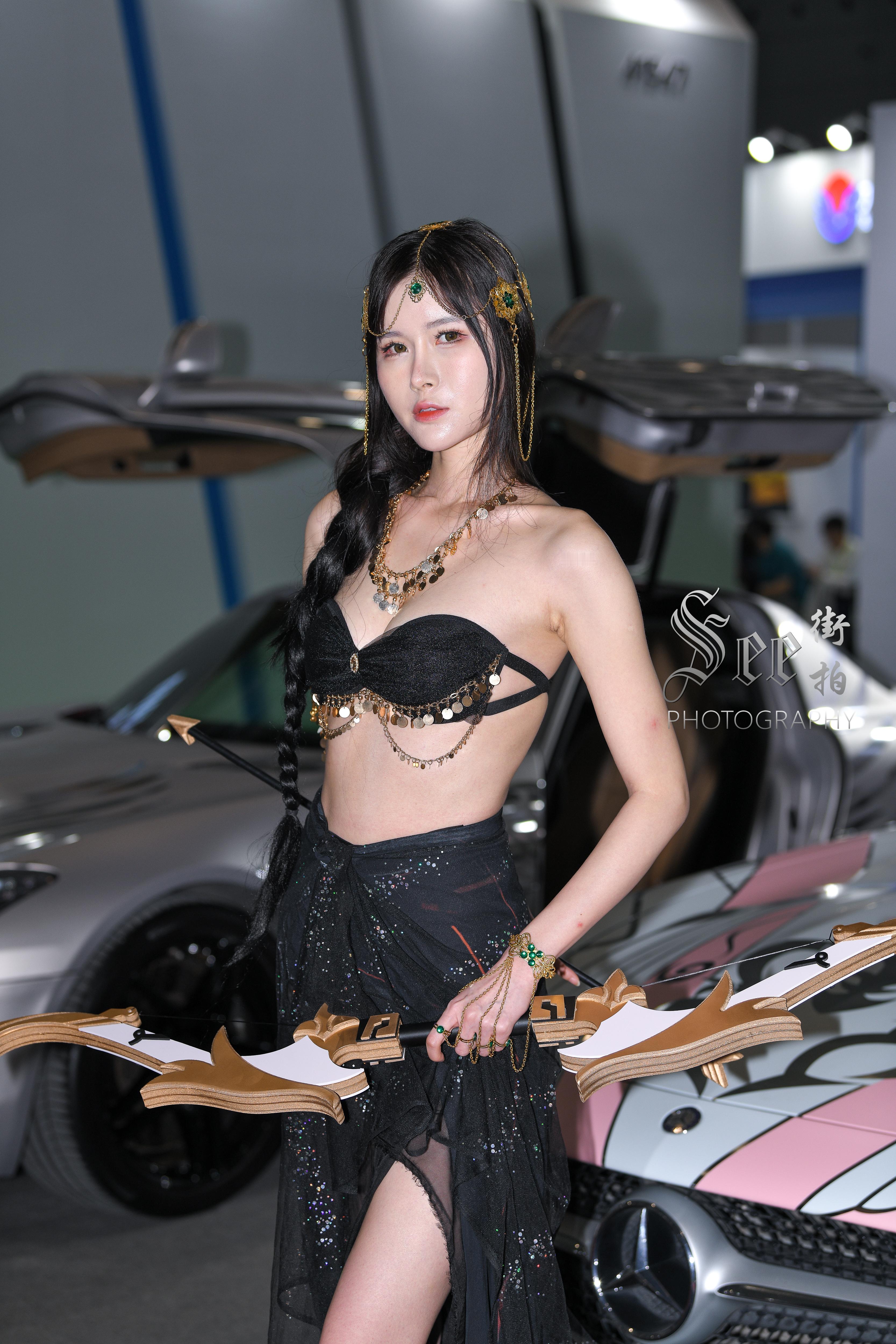 魅力cos小姐姐~~ ​​​