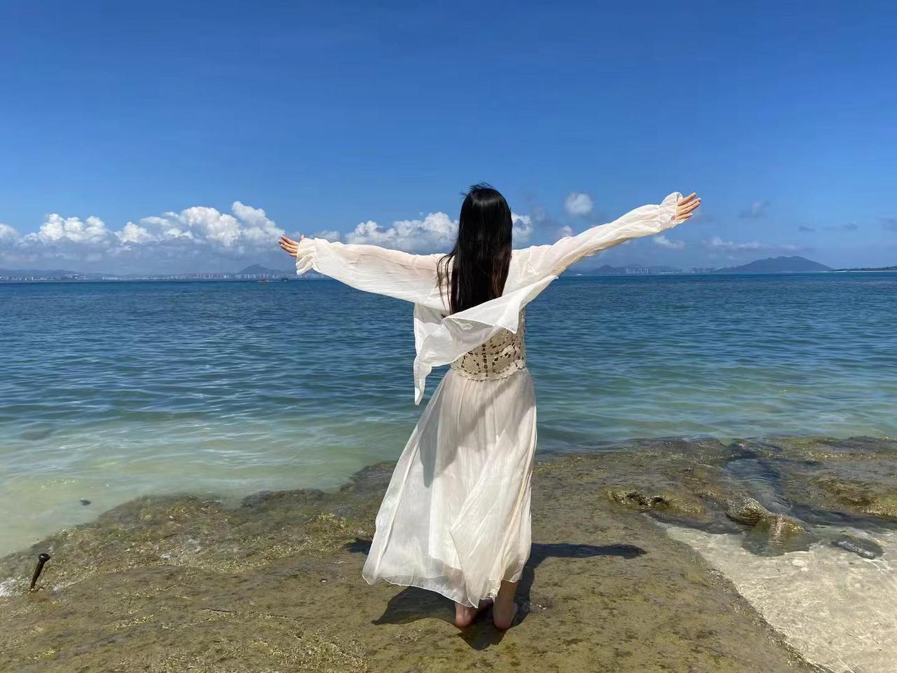 你怎么舍得让我的泪流向大海。泪海