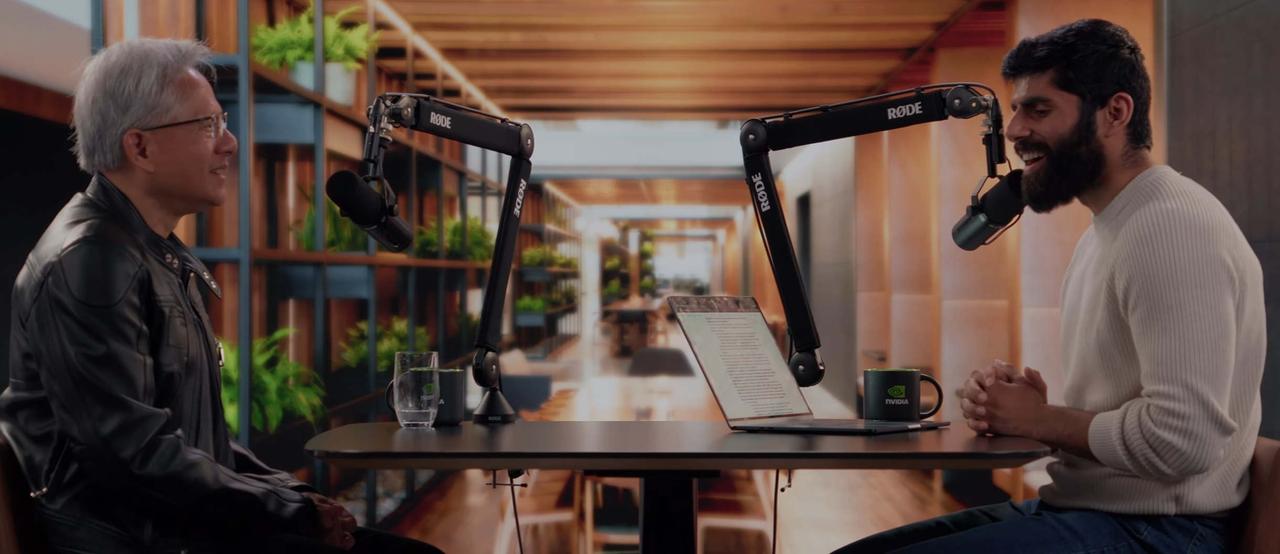 最近在一个播客采访中黄仁勋表示，中国有算力，有电力，还有人才，美国能弄出来的模型