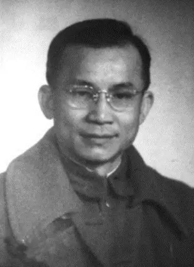 1943年，陕甘宁边区保安处处长陈泊，得知两天后，毛主席将接见新四军田守尧旅长，