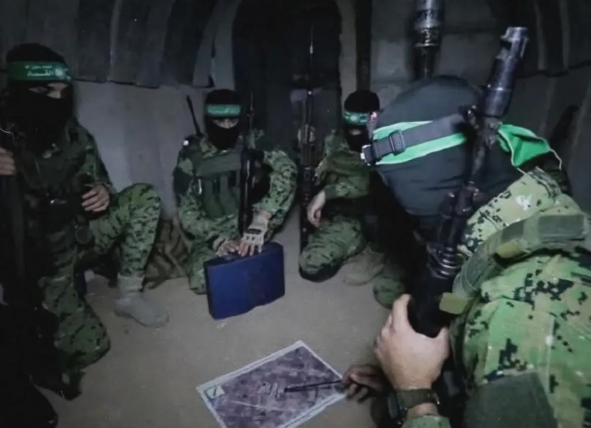 以媒：200 名哈马斯恐怖分子仍然被困在拉法的一条地下隧道中，除非以色列放他们出