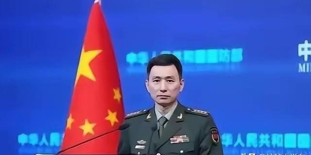 中国应该公开警告任何国家，谁胆敢攻击中国大陆本土目标，无论从哪里发起攻击，中国在
