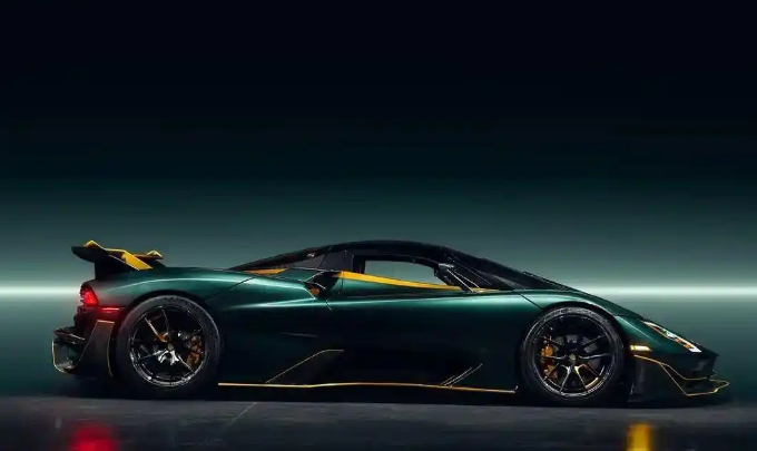 超跑界的“美国猛男”SSC，刚把他们家最野的崽——Tuatara Aggress