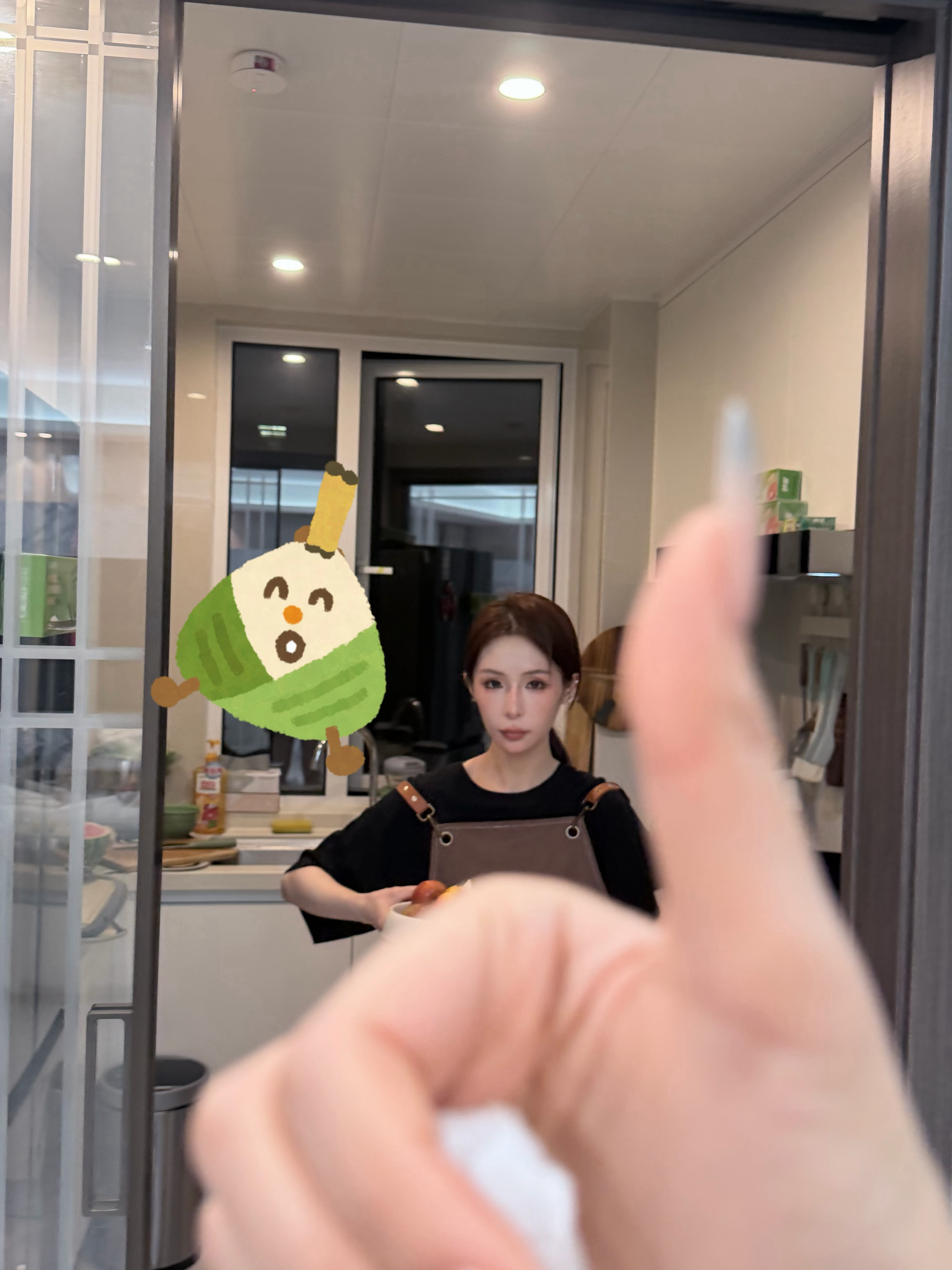 怎么说呢 姐姐刚做好的夜宵  没这么幸福的 