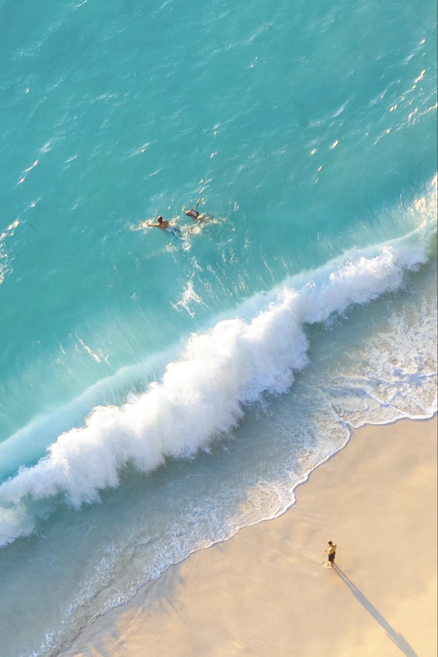 我 的 生 命 就 应 该 浪 费 在 这 种 地 方🏝️