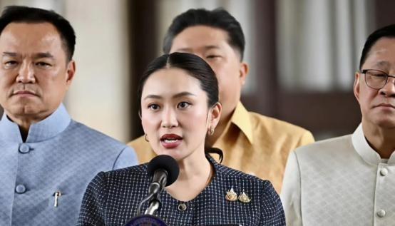 佩通坦怎么也没想到，阿努廷这小子也太不仗义。想当初，自己上任之初组阁时，一脸笑嘻