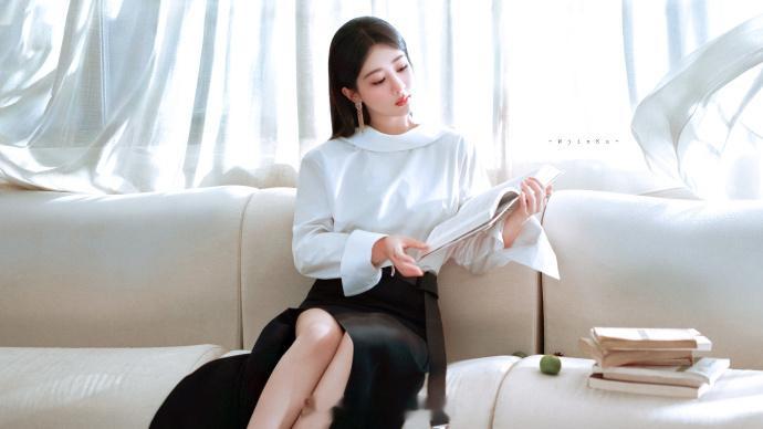 杨紫[超话]杨紫玉兰花开君再来 yz杨紫董竹君 我以为我你永远让我单相思  却忘
