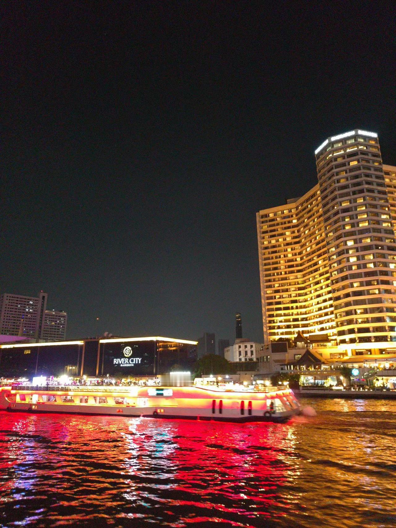 泰国夜景，美不胜收。