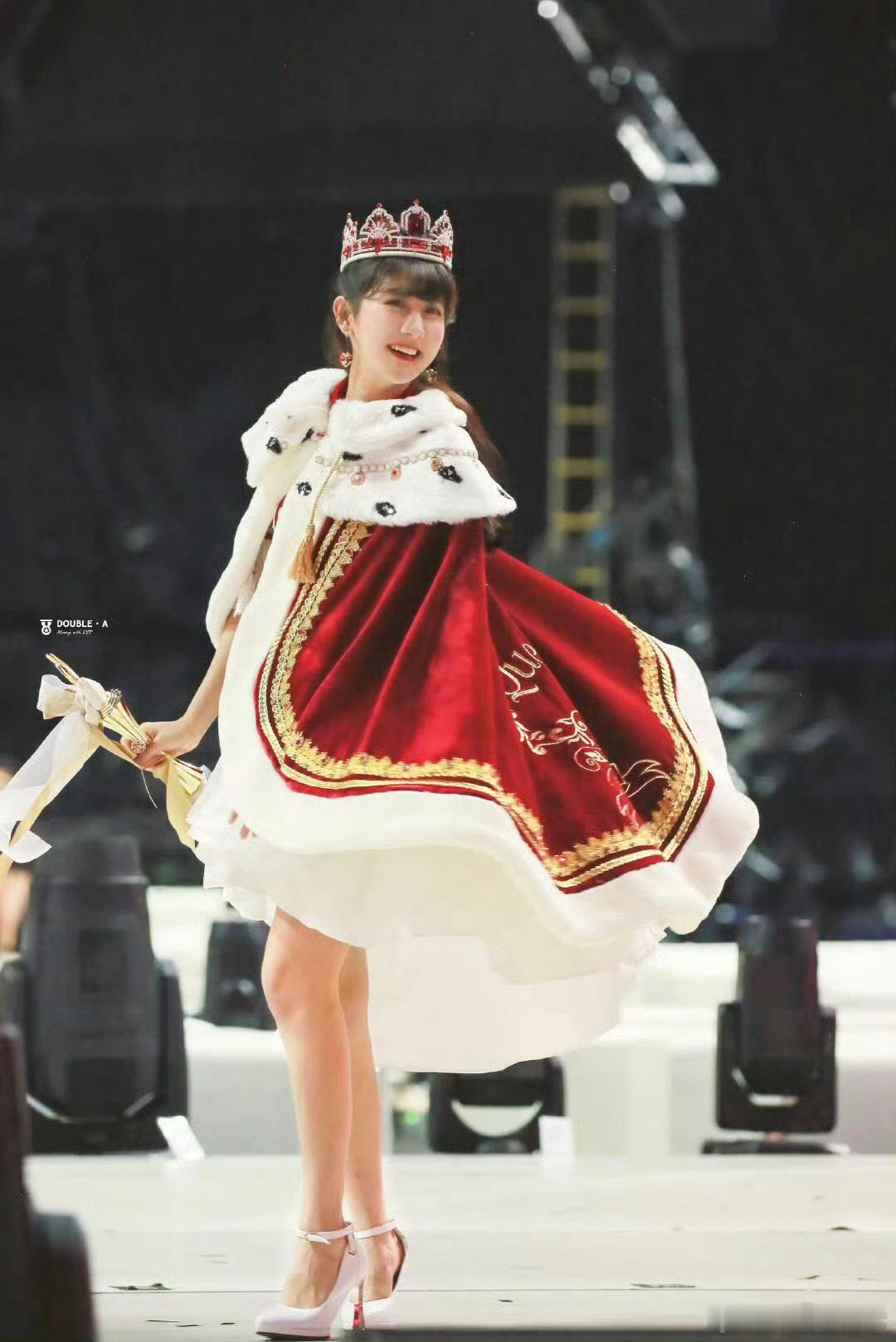 杨冰怡第五位升堂成员snh48明星殿堂成员SNH48总选升堂之后就能告别团体站位