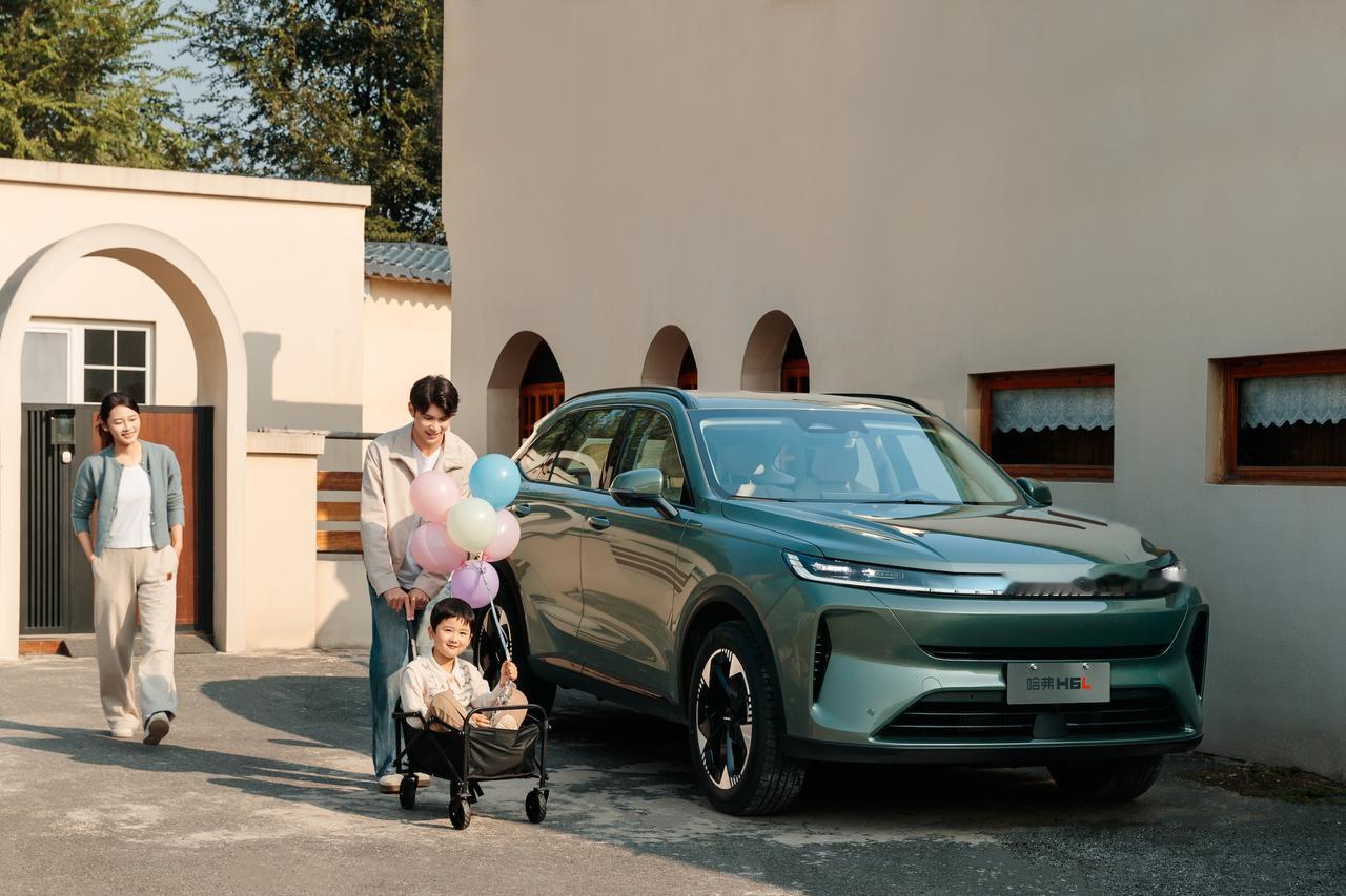 11 月 18 日，哈弗 H6L 上市，以 “初心所向，信任所托” 为主题，李思