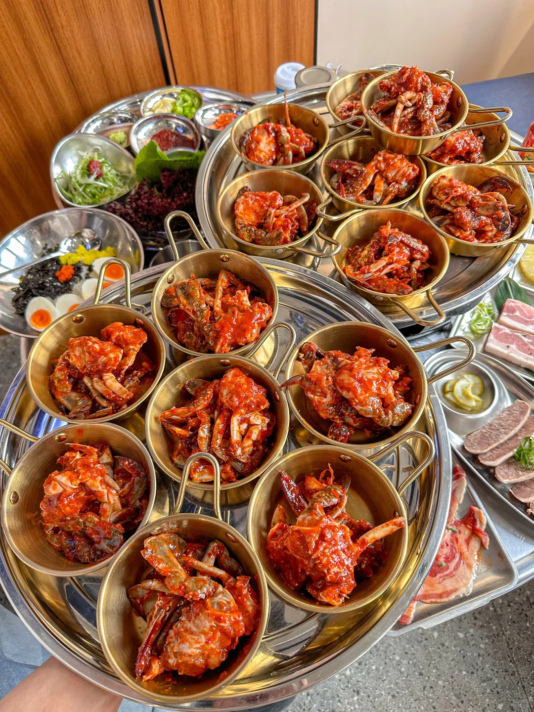 长春的！！一不小心在烤肉店实现了辣酱蟹自由