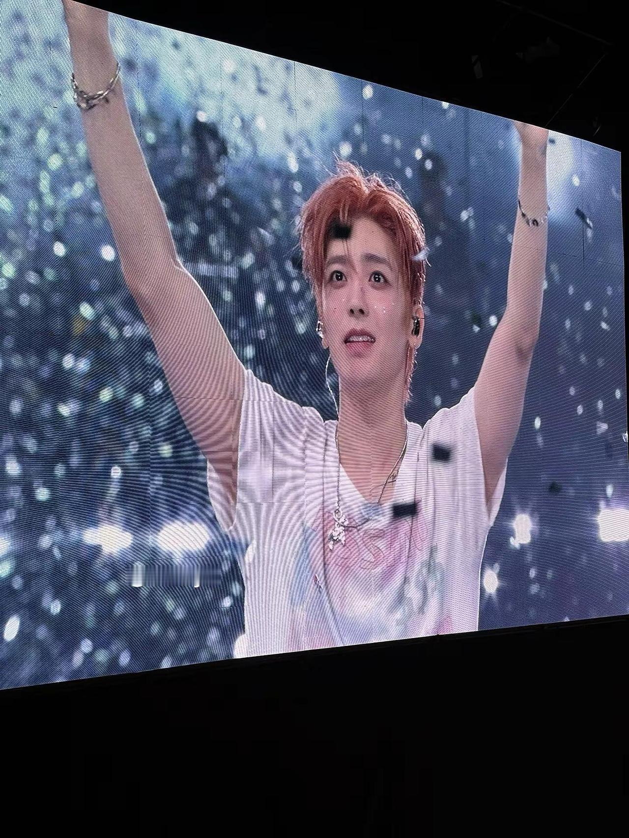 哥哥 拥有万千少女真心是什么感觉侯明昊