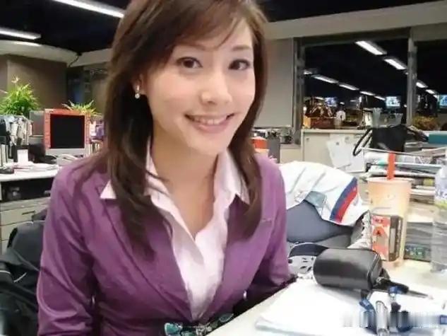“我不是中国人，我来自台湾，我不喜欢被叫中国人。”2025年4月，意大利一场金融