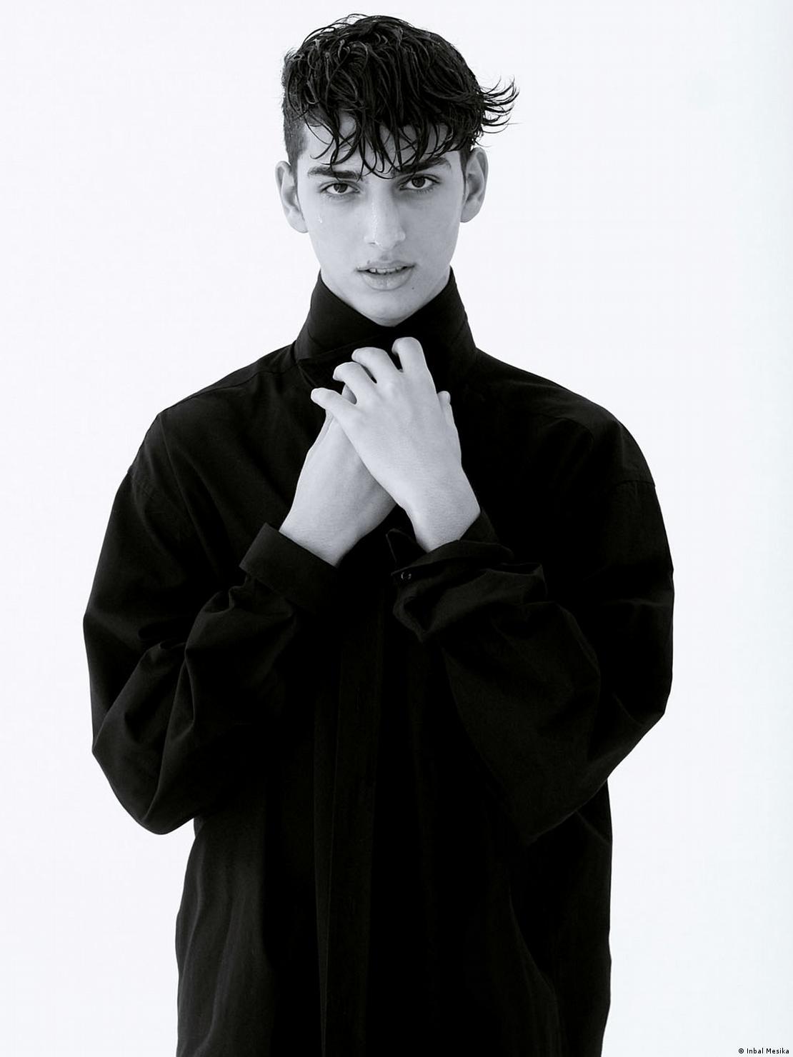 时尚圈首位巴勒斯坦国际男模 Qaher Harhash（卡赫尔·哈哈什）。