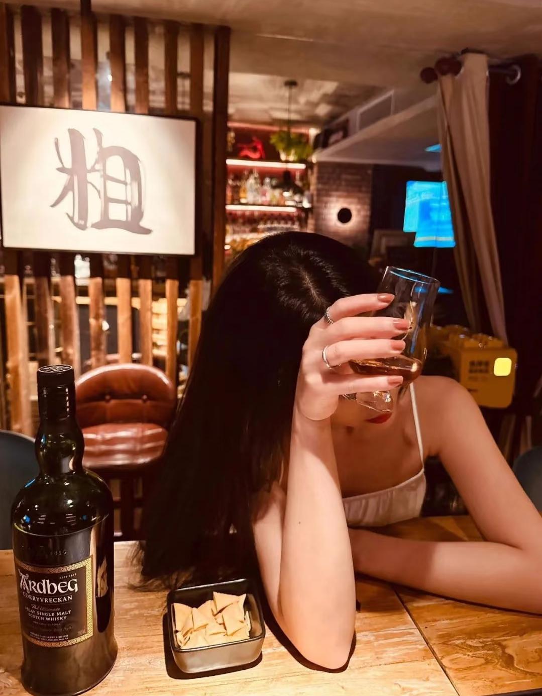 结婚八年没怀上，谁能懂那种被婆家异样眼光盯着的滋味？我老公查了没问题，我心里堵得
