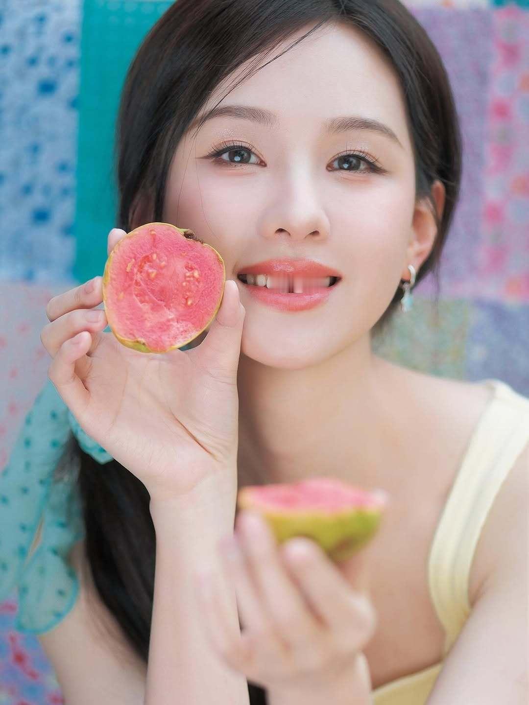 陈都灵 ​​​