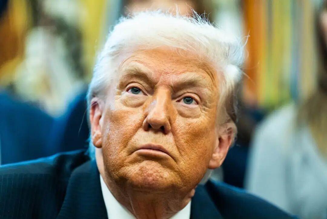 特朗普周三表示，德黑兰的“重要消息人士”告知美国政府，伊朗政权已停止对抗议者的残