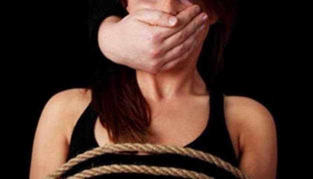 一名意大利男子因性侵乌克兰流亡女童被判8年监禁。

2025年7月22日周二，奥