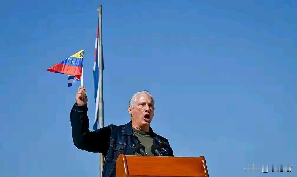 据外媒综合报道，特朗普做梦都在想对古巴动手，以消灭这个顽强的社会主义国家。
特朗