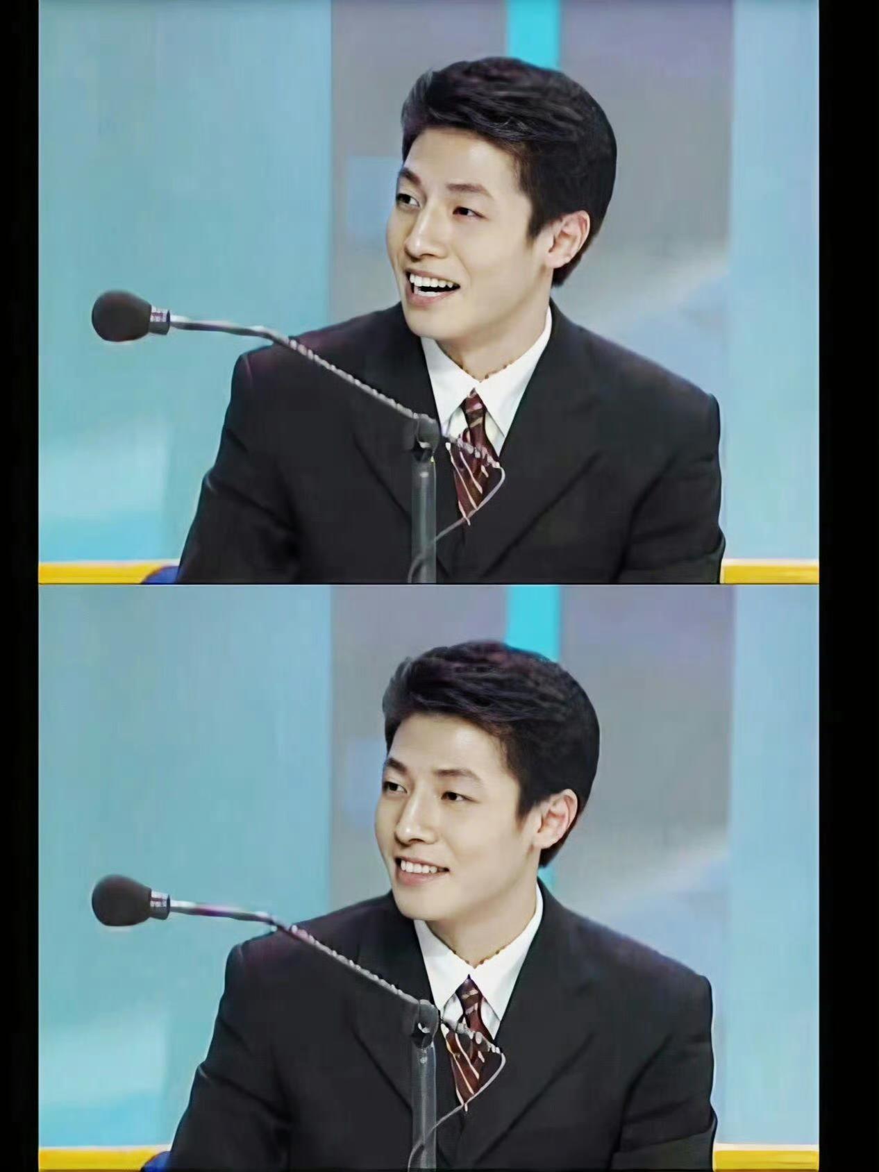 把撒贝宁拍成何以琛了哈哈哈哈！撒老师年轻时也是很帅的…撒撒：“我的盛世美颜燃烧了