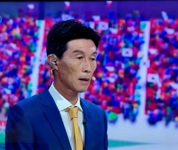 不知道大家发现没有，央视世界杯解说席上，好像已经好几天没看到区楚良了。这反倒让不