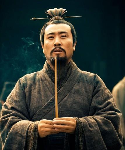 《刘备一生没打赢过几场大仗，却让三个最桀骜的猛人——关羽、张飞、赵云，为他守门三