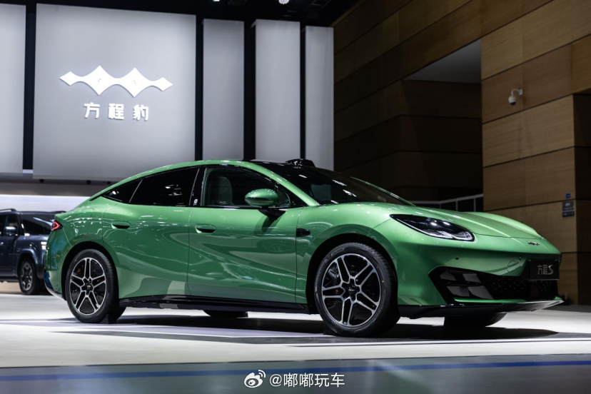 方程豹简直是年轻人的心选择~领先技术赋能旗舰产品 比亚迪旗下个性化品牌方程豹携新