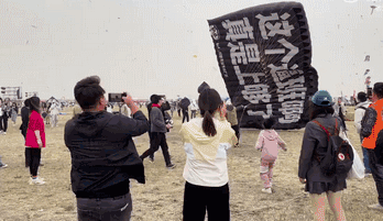 最近看到好多人旅游还报什么“深度体验班”“文化探索班”，我真是满脸问号？？？
旅